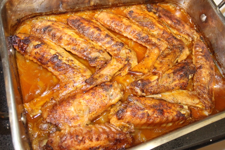 Easy Smothered Baked Turkey Wings